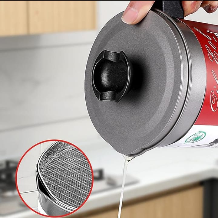 Stainless Steel Oil Filter Pot 1.4L — Kitchen Oil Strainer Grease Container with Mesh Lid and Non-Slip Grip